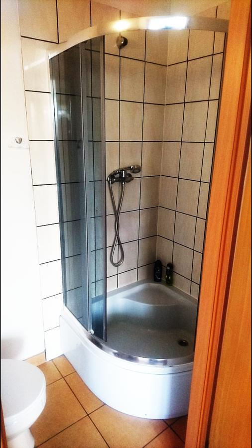 Ceramika Boleslawiec - Pensjonat Buitenkant foto